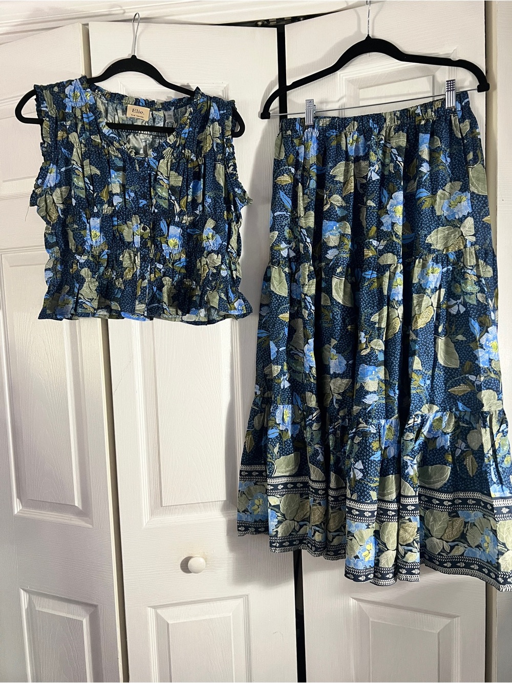 Elie Tahari Blue Floral Maxi Skirt Set